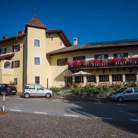 Gasthof Zur Sonne ライオーン エクステリア 写真