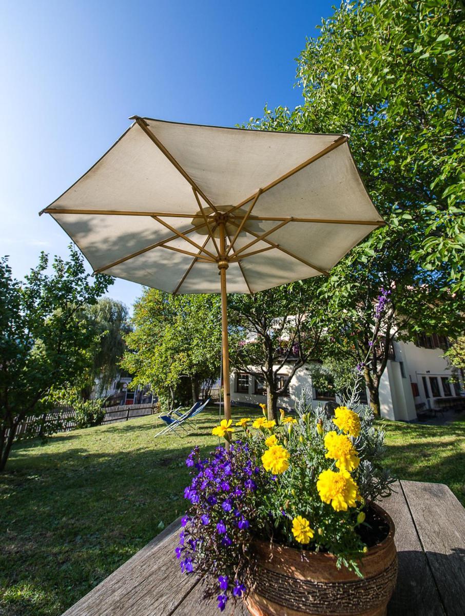 Gasthof Zur Sonne ライオーン エクステリア 写真